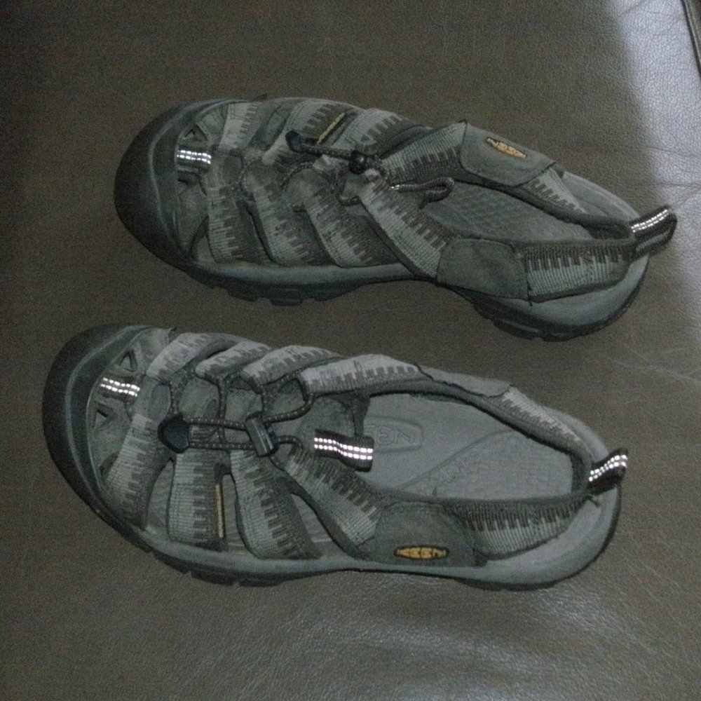 Keen Outdoor Trek Sandal Hiking Walking Men US Size 8